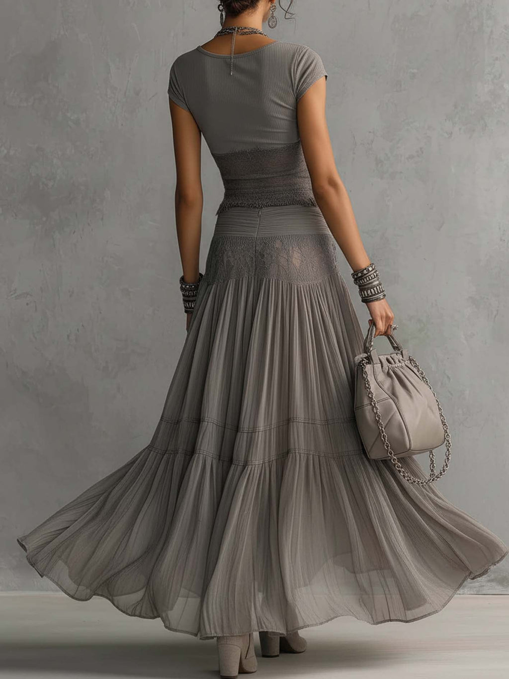 Elena | Set con top in pizzo e gonna maxi plissettata