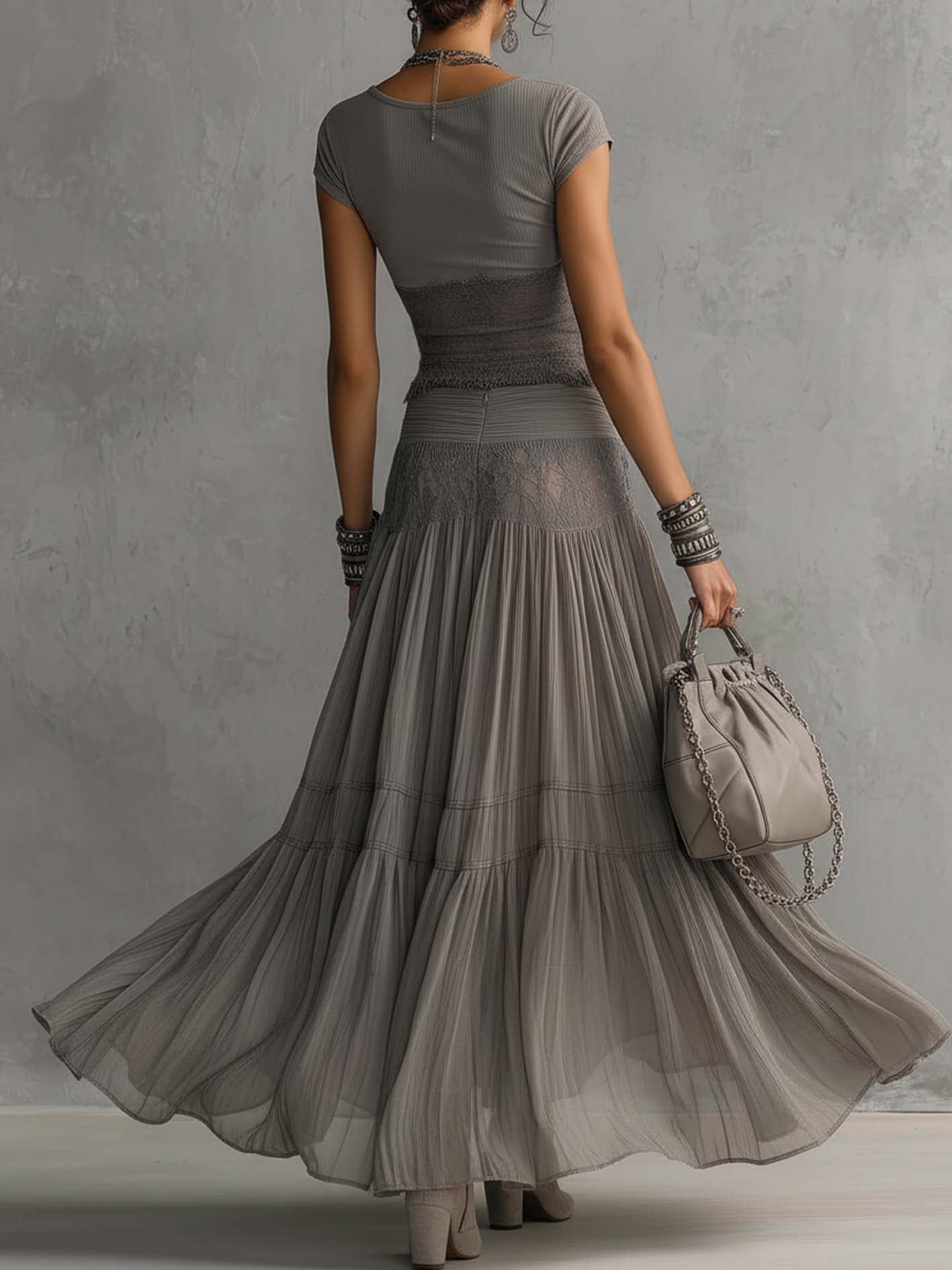 Elena | Set con top in pizzo e gonna maxi plissettata