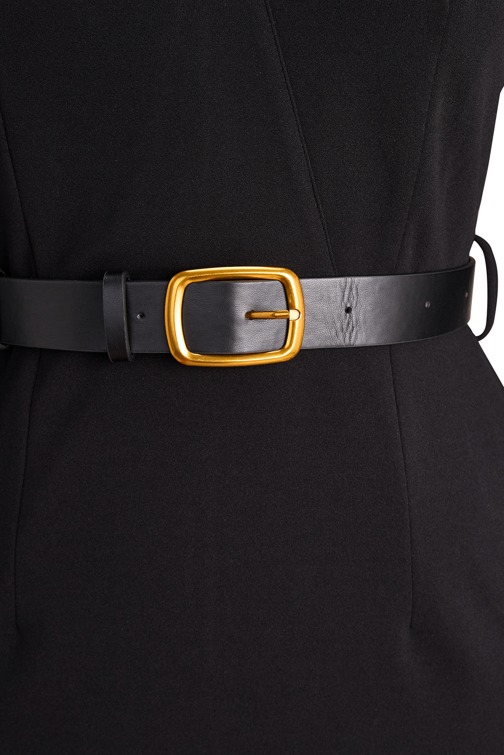 Abito tubino nero elegante con cintura e collo alla coreana