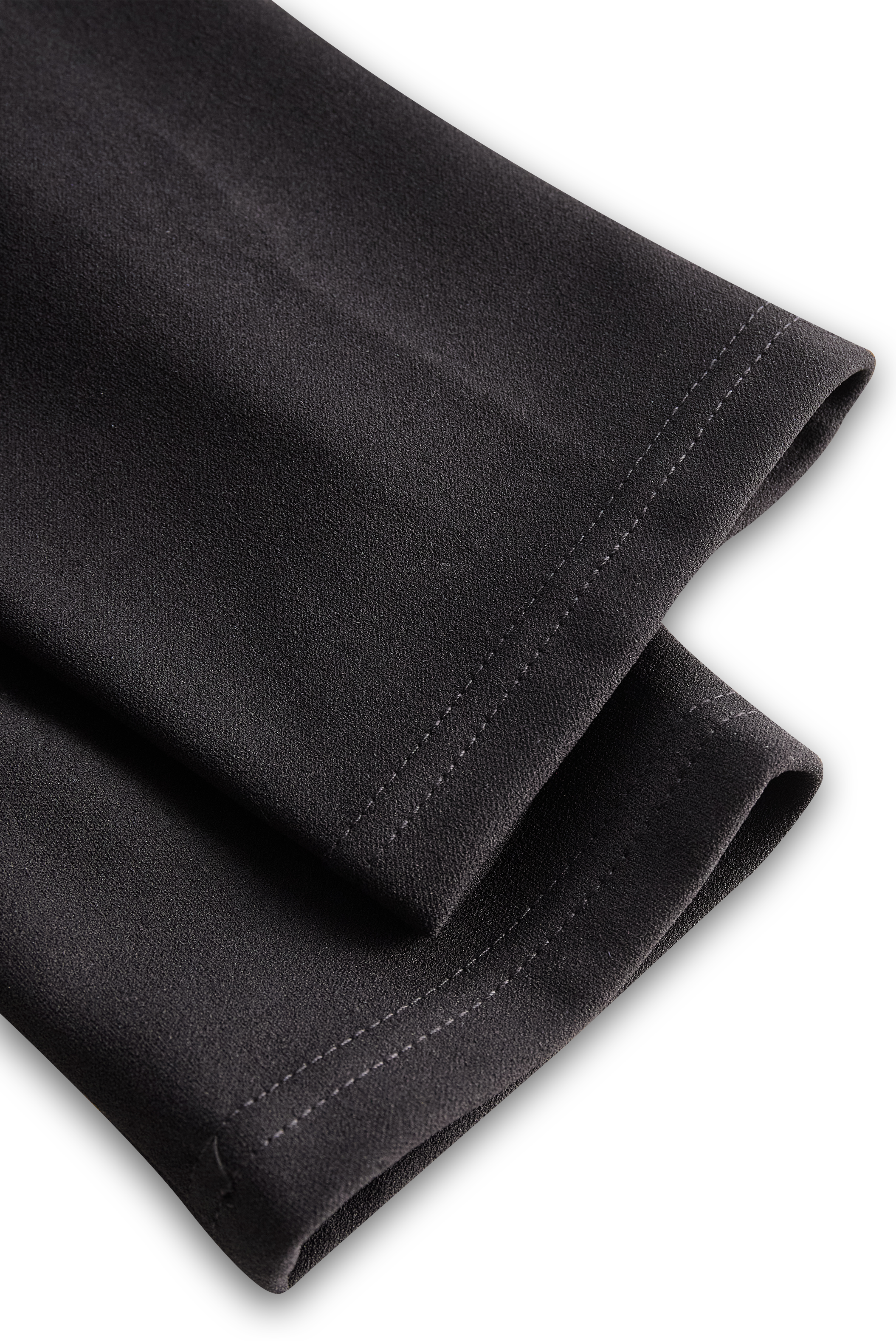 Abito tubino nero elegante con cintura e collo alla coreana