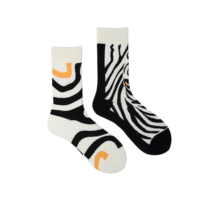Lässige Asymmetrische Socken