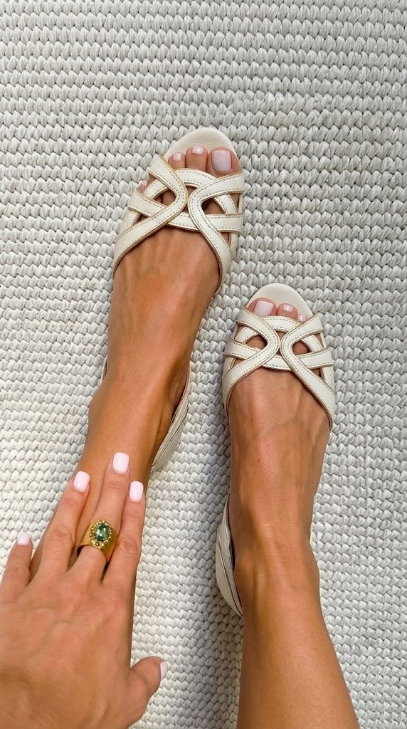Camilla | Sandali Intrecciati Crema Elegante