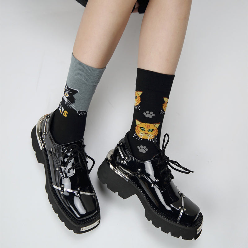 Lässige Asymmetrische Socken