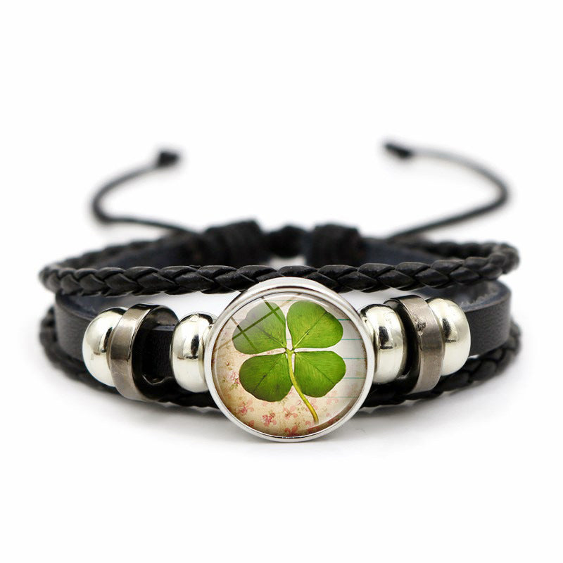Armband Mit Vierblättrigem Kleeblatt