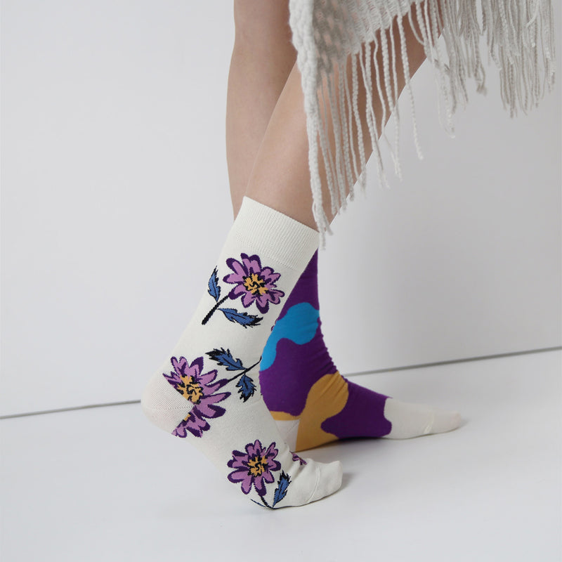 Lässige Asymmetrische Socken