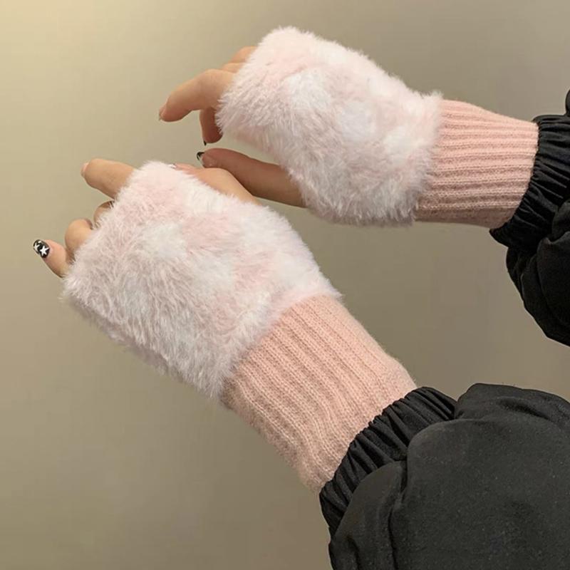 Warme Plüschhandschuhe