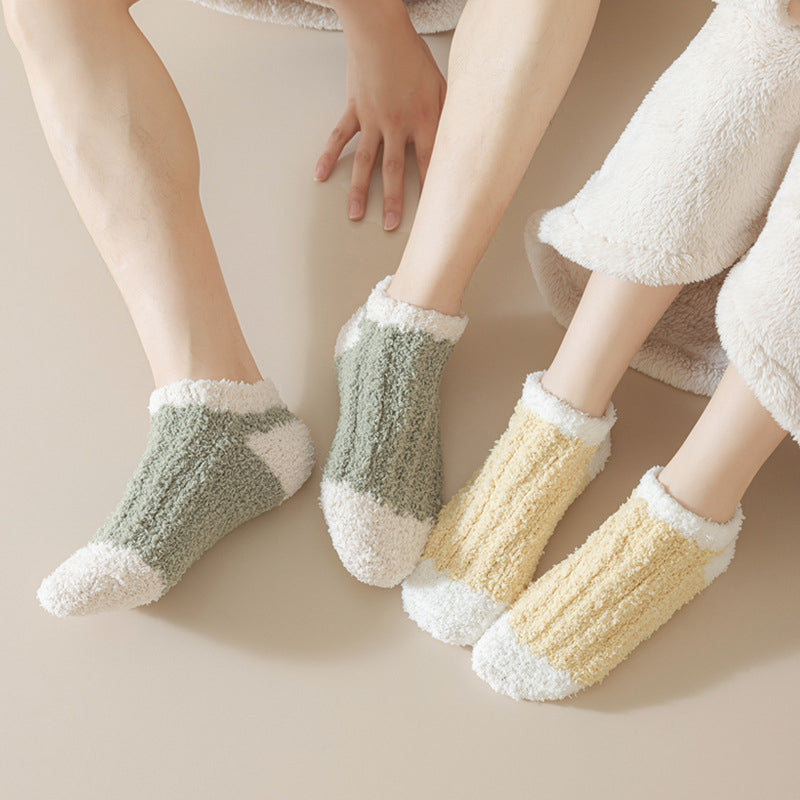 Warme Plüschsocken
