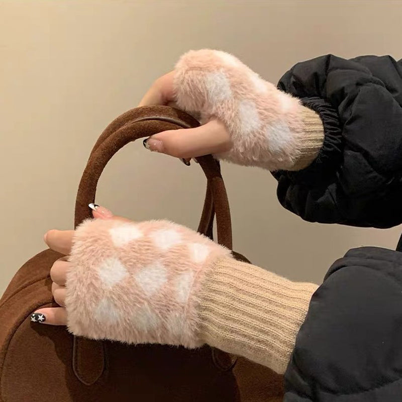 Warme Plüschhandschuhe