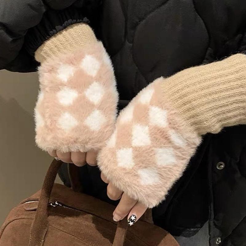 Warme Plüschhandschuhe