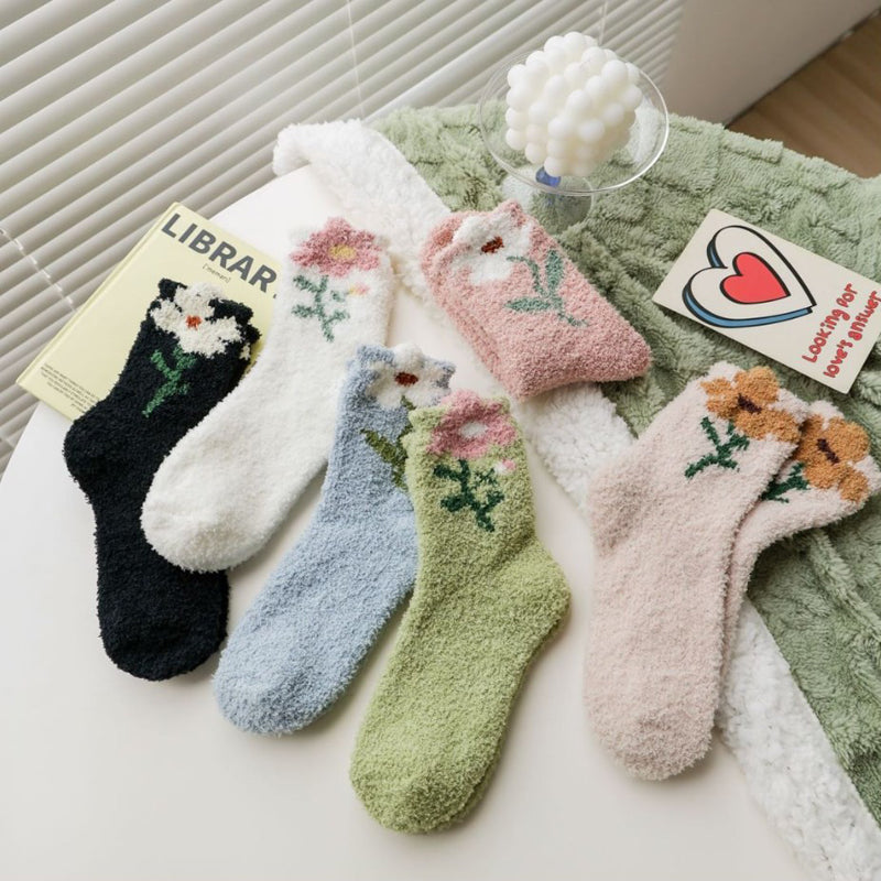 Warme Blumensocken