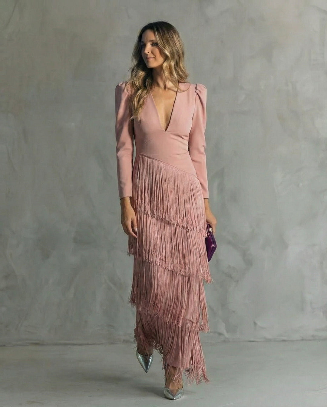 Clara | vestido elegante con mangas de flecos