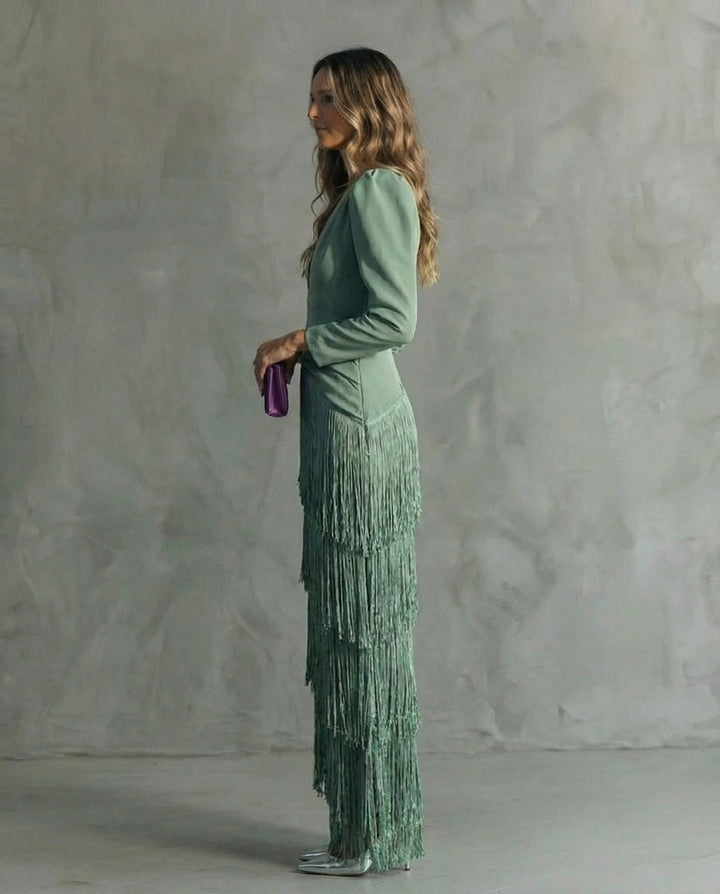 Clara | vestido elegante con mangas de flecos